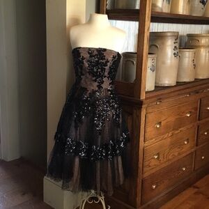 Dress The Population Black Sequin dress